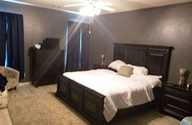 23515 Goldking Cross Court Gallery 3