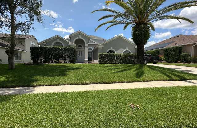 Spacious 4BR Home with Screened Pool. Lawn Care & Pool Care included! photos photos