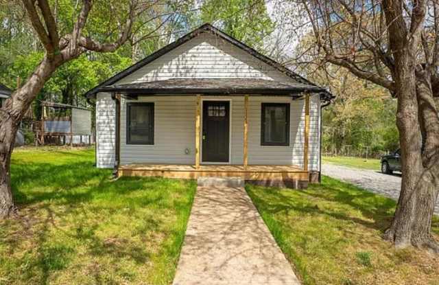1128 Rosehill Drive Gallery 1