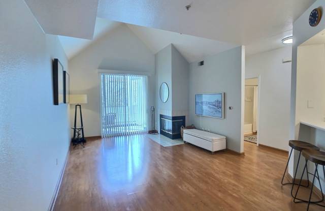 Top Floor Ryland Mews Condo in Downtown San Jose - 410 North First Street, San Jose, CA 95112