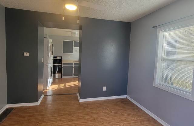 Duplex near downtown Canon City Gallery 4