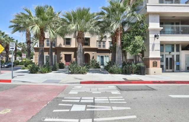 106 E Santa Fe Court Gallery 4