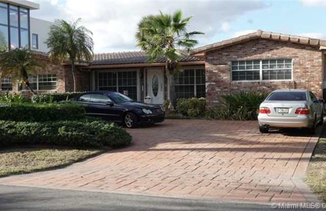 436 Sunset Dr Gallery 3