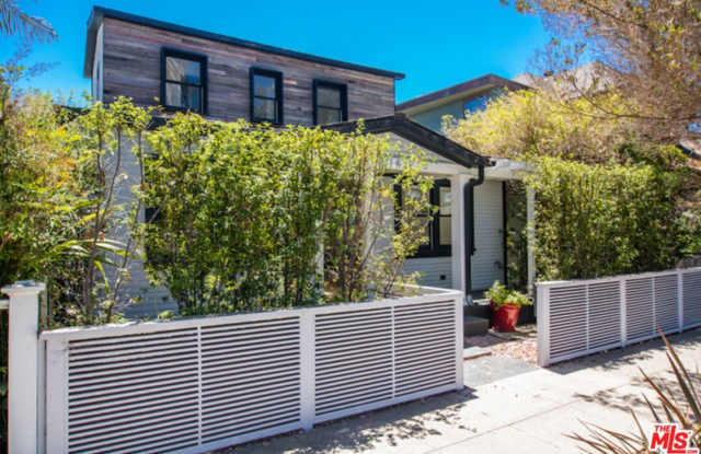 516 Altair Pl - 516 Altair Place, Los Angeles, CA 90291