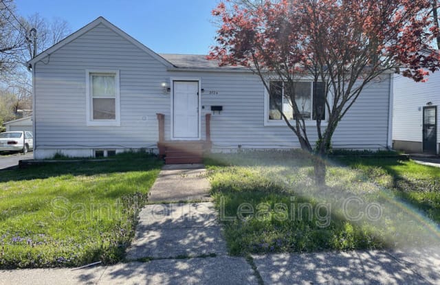 2724 Pasteur Ave - 2724 Pasteur Avenue, Overland, MO 63114