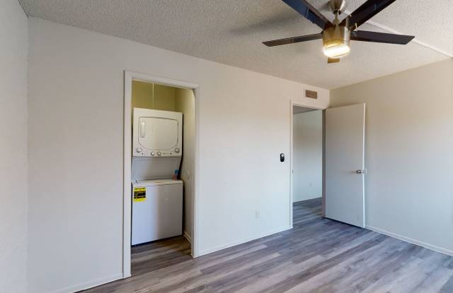 Golden Key photos photos