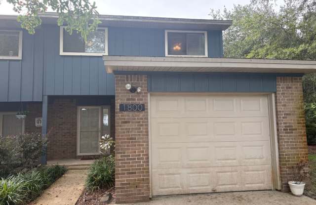 1800 17th Street Niceville, FL 32578 Gallery 3