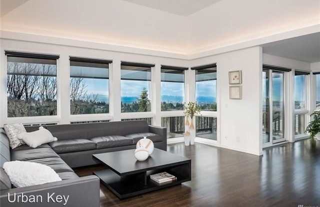 4760 154th Pl SE Gallery 4