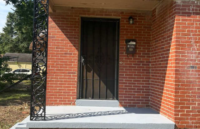 1915 Bullard St — 2 Bed, 1 Bath — $750/month photos photos 1915 Bullard St — 2 Bed, 1 Bath — $750/month photos photos