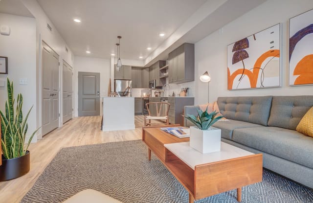 Harmony 3900 Gallery 2