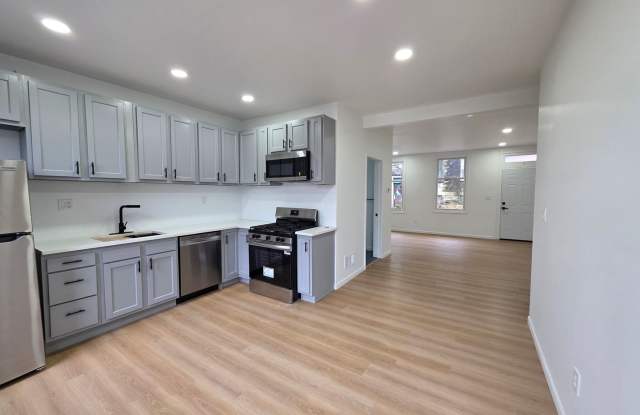 Newly updated 3 bedroom 2 bathroom house for Rent!!! - 38 Woessner Avenue, Pittsburgh, PA 15212