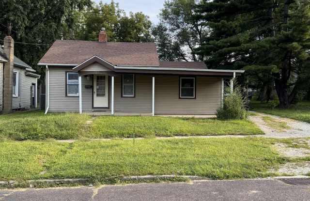 927 W BRONS Avenue photos photos