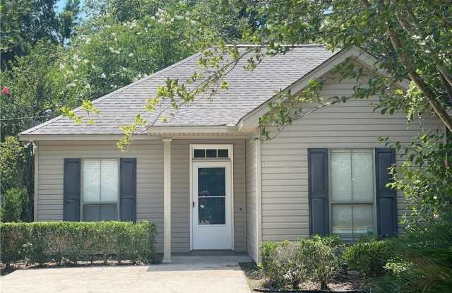 3350 MONTGOMERY Street - 3350 Montgomery Street, Mandeville, LA 70448
