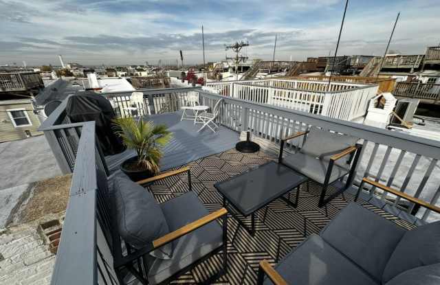 1504 Marshall St photos photos