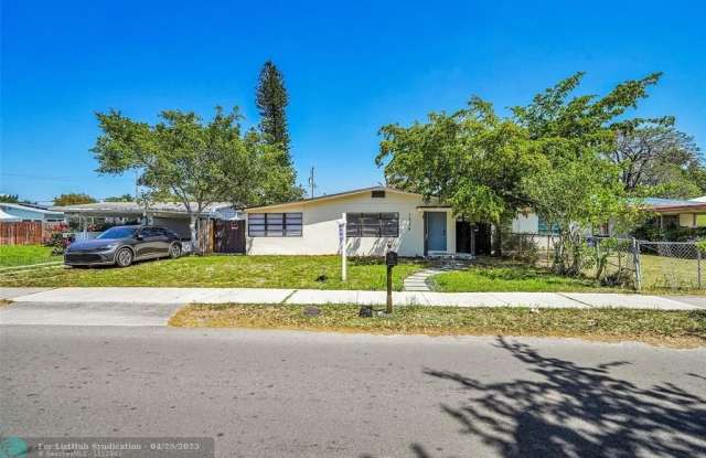 1236 NW 7th Ter photos photos