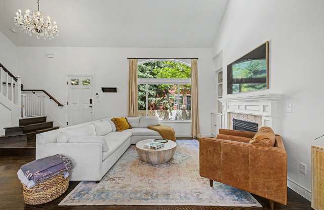 1284 Elder Avenue Gallery 3