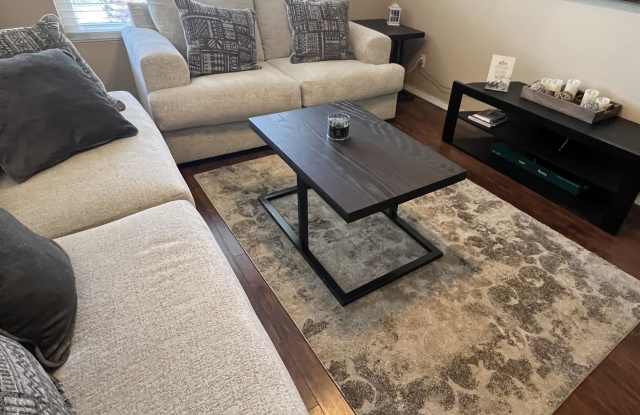 1132 West Sparrow Drive Gallery 3