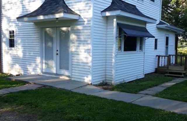 6916 Billwood Highway Gallery 2