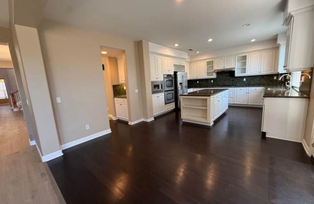 San Marcos 5Br Executive House 4.5 baths granite kitchen 3 car private fenced yard Avail Now TEXT 858-774-1574 Gallery 3