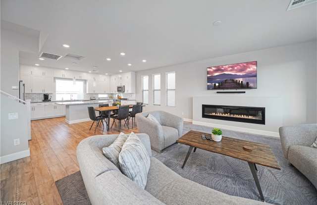 8068 Haywood Estate Avenue - 8068 Haywood Estate Avenue, Spring Valley, NV 89113