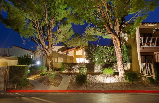 451 E Via Carisma unit: 65 photos photos