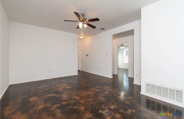 223 N Mary Jo Drive Gallery 4