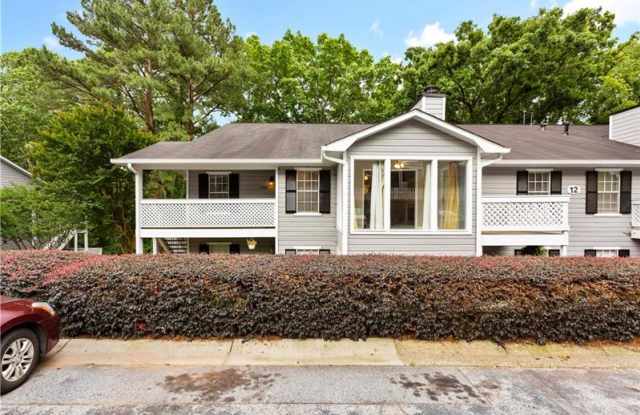 1205 Vicksburg Place Gallery 3
