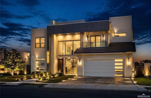 2416 S Thames Drive Gallery 2