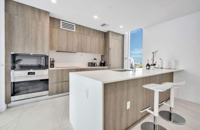 17550 Collins Avenue 801, Sunny Isles Beach, FL 33160 photos photos