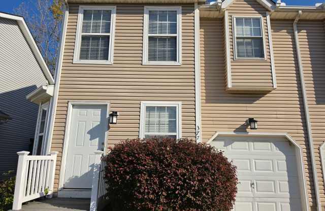 3 Bed 1.5 Bath Condo in Painesville Gallery 1
