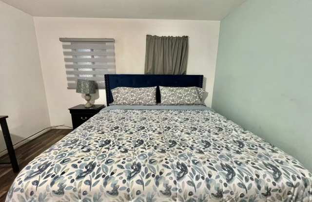 Spacious Spanish-Style Room in Prime LA Location – $900/mo photos photos Spacious Spanish-Style Room in Prime LA Location – $900/mo photos photos