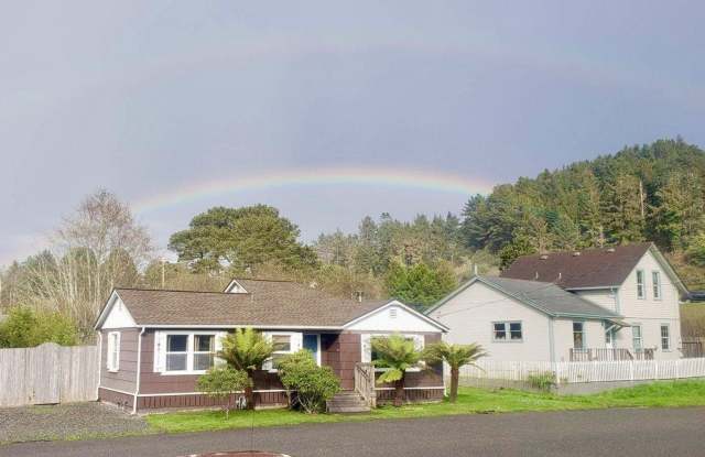 Charming Fields Landing House w/ Large Garage! photos photos Charming Fields Landing House w/ Large Garage! photos photos