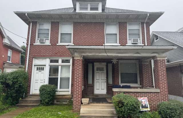 5 Bedroom Detached Home in fountain Hill photos photos