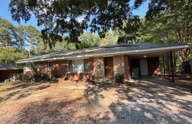 New Listing! 417 Holland Drive Montgomery, AL 36109 Gallery 1