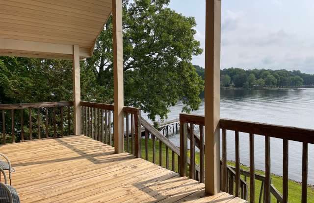 Three Bedroom Brick Ranch in Terrell with views of Lake Norman - 8966 Holdsclaw Road, Lake Norman of Catawba, NC 28682
