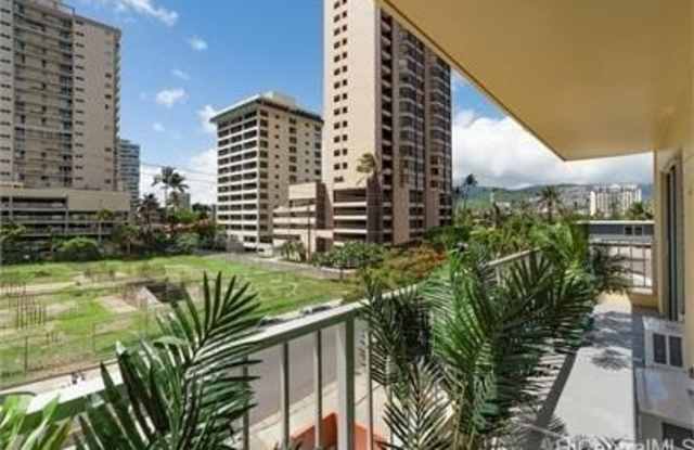 303 Liliuokalani Avenue photos photos