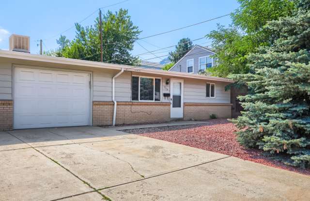 512 Maple Street photos photos