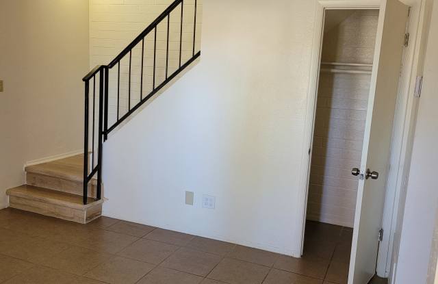 5434 W Sheena Dr Gallery 2