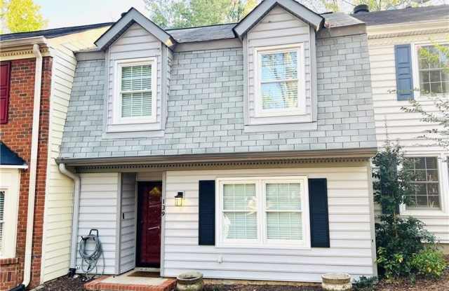 139 Teal Court - 139 Teal Court, Roswell, GA 30076