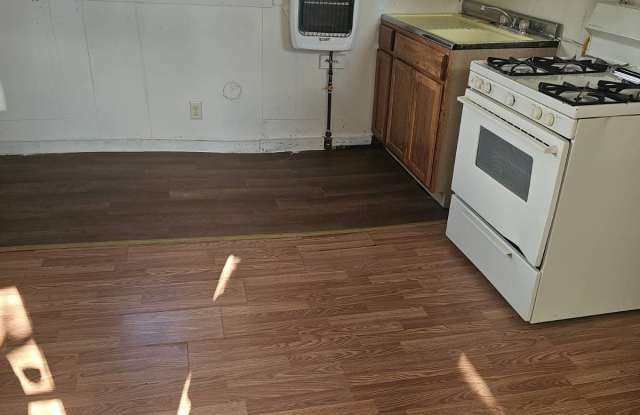 1249 Bausher NW Ct Gallery 3