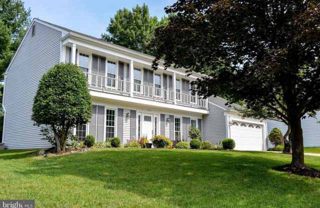 This exceptional home delivers the lifestyle, location, and elegance today's tenants are searching for. photos photos