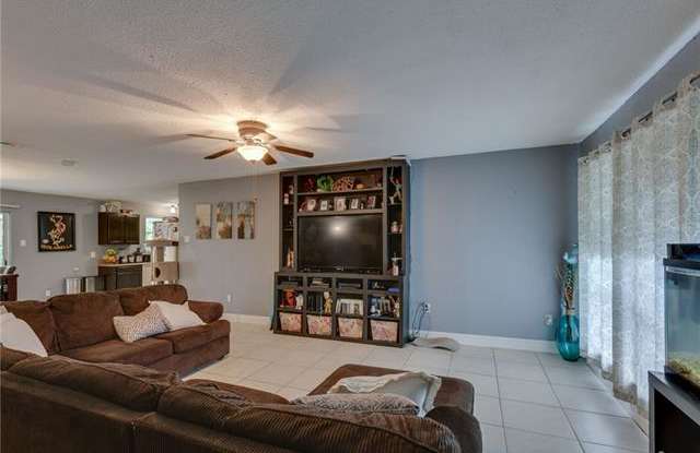 3926 Savannah Drive Gallery 3