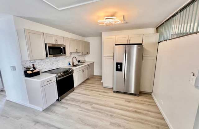 Waipio Gardens 2 Bed/1 Bath/1 Parking/Available May 1 photos photos