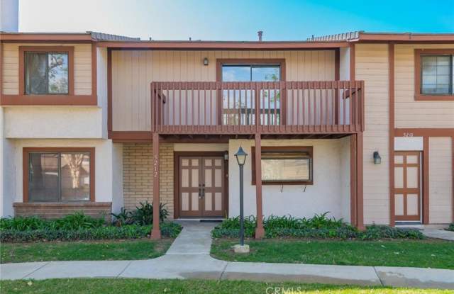 5212 Berkshire Way photos photos