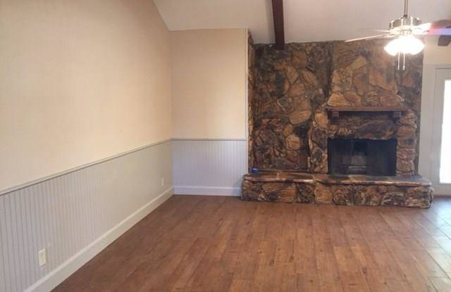 9989 Randel Road Gallery 2