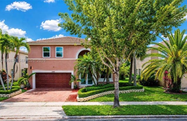 1500 SW 171st Ter photos photos