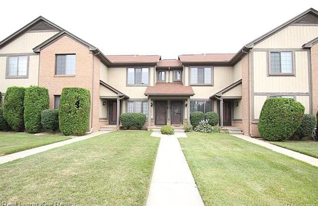 1572 MEADOW SIDE Drive - 1572 Meadow Side Dr, Rochester Hills, MI 48307
