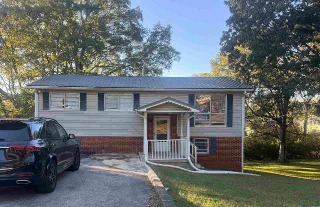 3201 Delia Lane photos photos