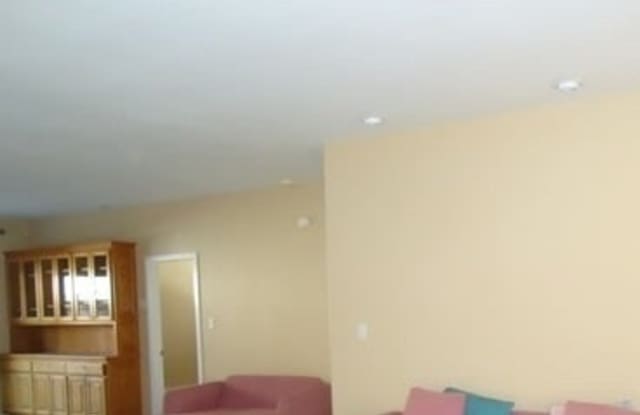 772 W Garvey Ave photos photos