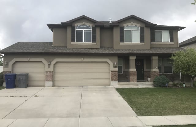 939 Southhampton Dr - 939 Southampton Drive, North Salt Lake, UT 84054